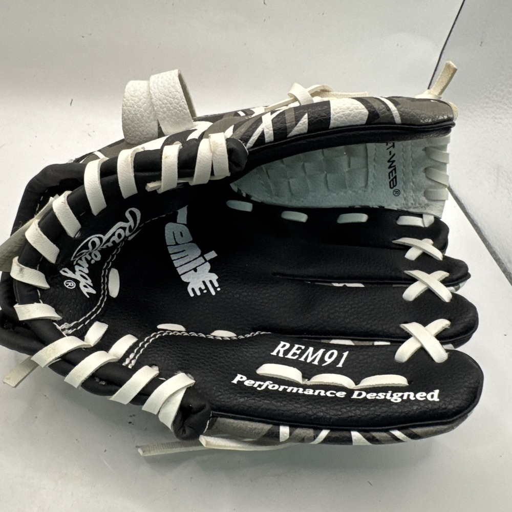 Rawlings REM91  9" Youth Baseball Glove Right Hand Throw